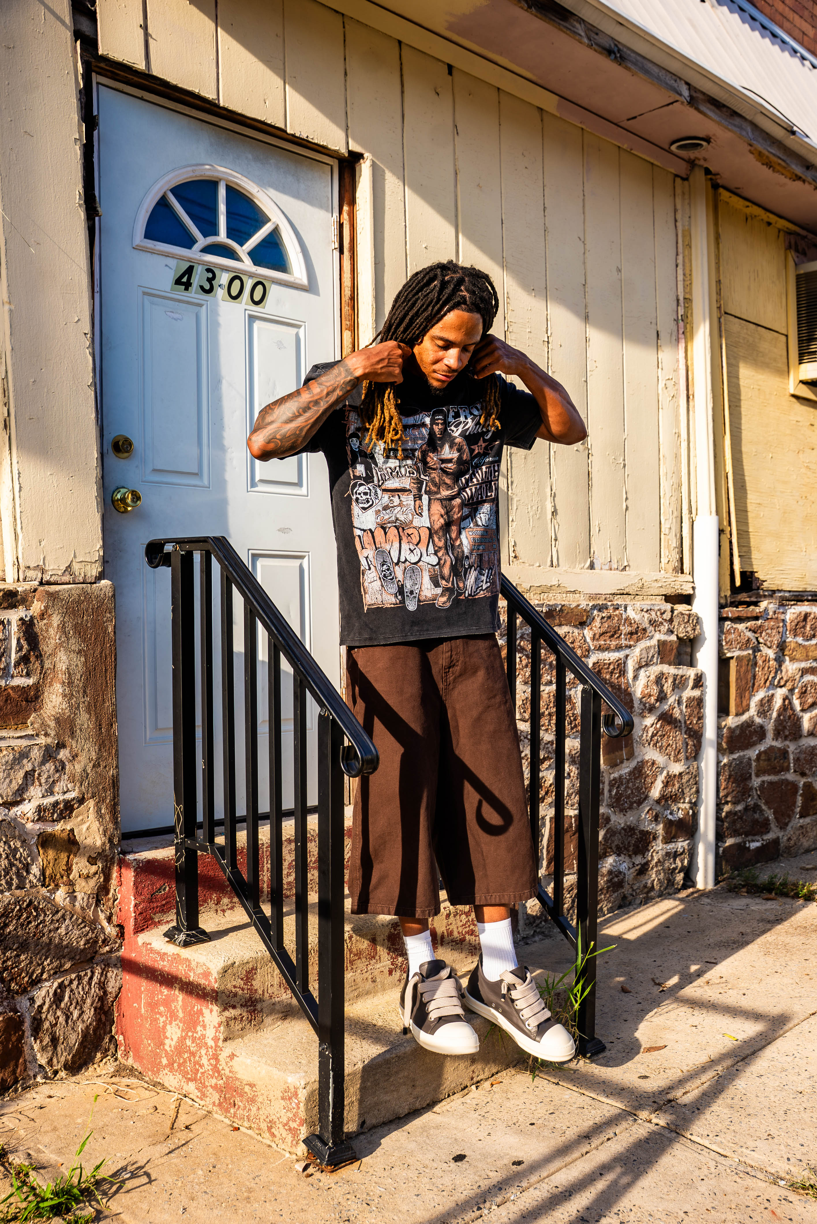 HMBL Faith Walk Vintage Graphic Tee | From Philly to California Washed Black T-Shirt